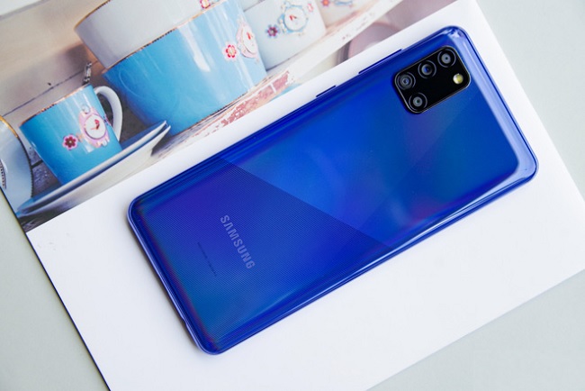 Trên tay Galaxy A31 về thiết kế