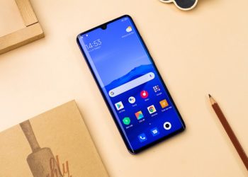 Trên tay Xiaomi Mi Note 10 Lite: Đẹp “bất chấp”, pin siêu khủng giá khuyến mãi chỉ 8.990.000 đồng tại Viettel Store