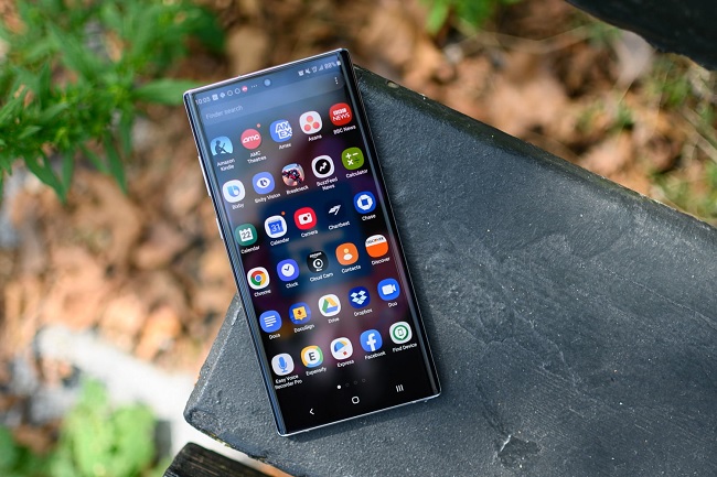 Galaxy Note 10+ có màn hình lớn 6.8 inch