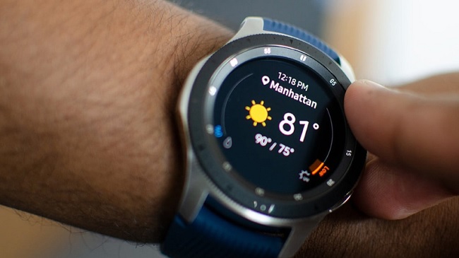 Bất ngờ lộ ảnh thực tế Galaxy Watch 3: giao diện TizenOS 5.5 mới, “tái xuất” khung xoay vật lý