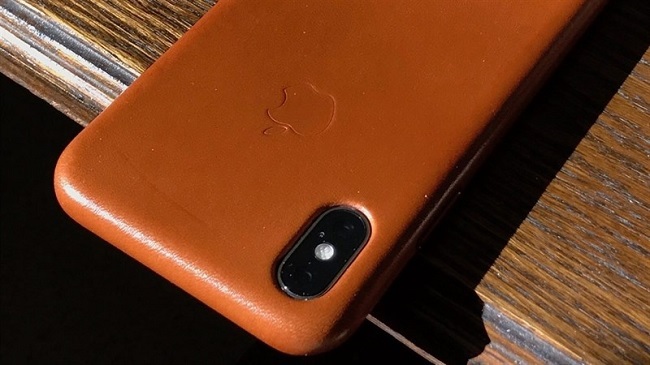 Không sử dụng ốp lưng là cách hạ nhiệt smartphone nhanh nhất