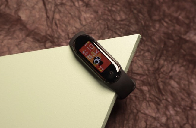 Cận cảnh Mi Band 5