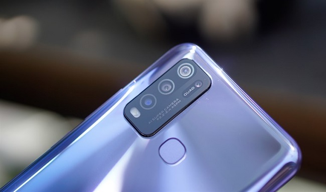 Camera sau “chất lừ”