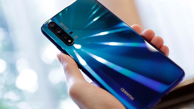 Sở hữu con chip Kirin 980 siêu mạnh mẽ, mang đến hiệu năng cao mà vẫn tiết kiệm năng lượng hiệu quả