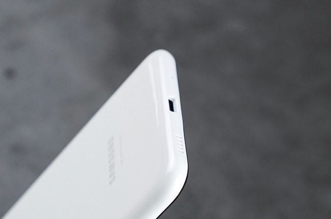 Galaxy A11 sử dụng cổng kết nối USB-C