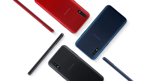 Galaxy M01 có 3 màu sắc cho người dùng lựa chọn