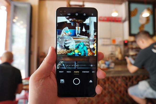 Khả năng chụp ảnh tuyệt vời với zoom kỹ thuật số lên tới 60x