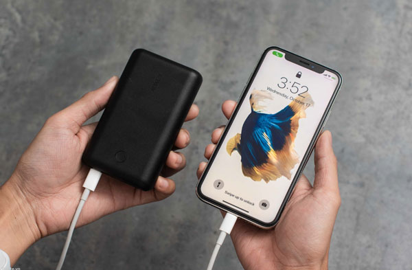 Quy trình xả pin điện thoại ngược lại với quá trình sạc pin