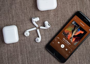 Apple Spatial Audio là gì?