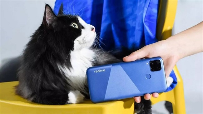 Realme C15 chính thức được ra mắt