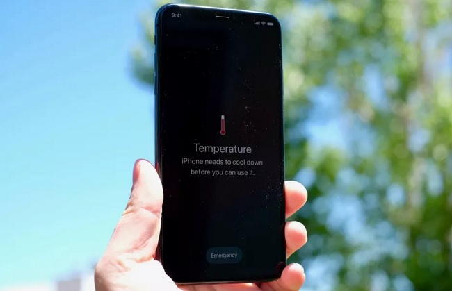 Tuyệt đối không sử dụng máy để chơi game dưới ánh nắng mặt trời