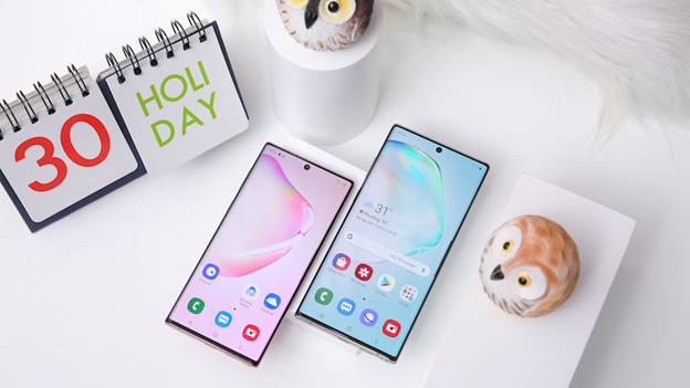 Note 10+ sở hữu nhiều tính năng về pin nổi bật như: sạc nhanh, sạc không dây,..