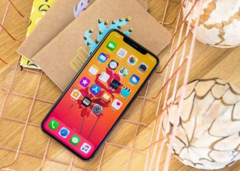 Màn hình tai thỏ cỡ lỡn 6.5 inch, thiết kế sang trọng và hiện đạis