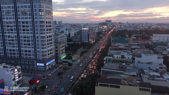 Hình ảnh chụp ở chế độ tự động trong điều kiện thiếu sáng