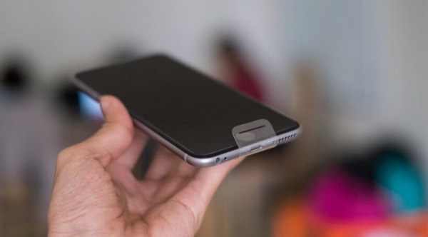 Những sản phẩm iPhone CPO cũng đều được trang bị đầy đủ hộp, phụ kiện đi kèm