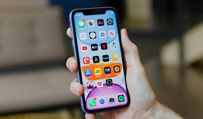 Thời lượng pin của iPhone 11 có thể sử dụng lâu hơn iPhone SE 2020