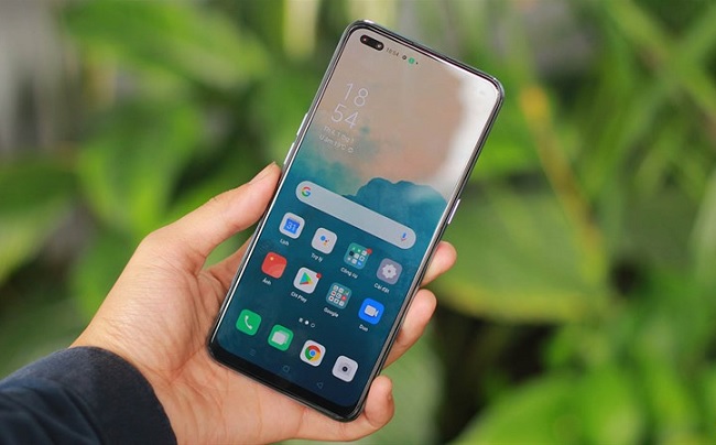 Màn hình AMOLED 6.4 inch, độ phân giải Full HD+ cho màu sắc rực rỡ, bắt mắt