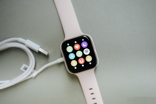 Sản phẩm có thiết kế đẹp nhất thị trường smartwatch Android