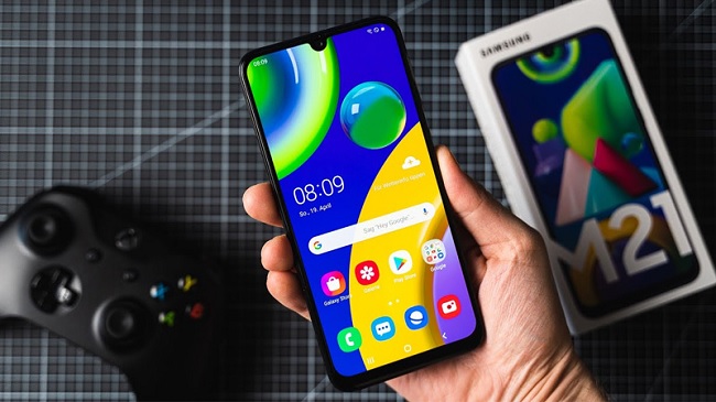 Galaxy M21 cho phép người dùng sử dụng máy lâu hơn, ít phải sạc hơn