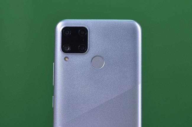 Cảm biến vân tay ở mặt lưng