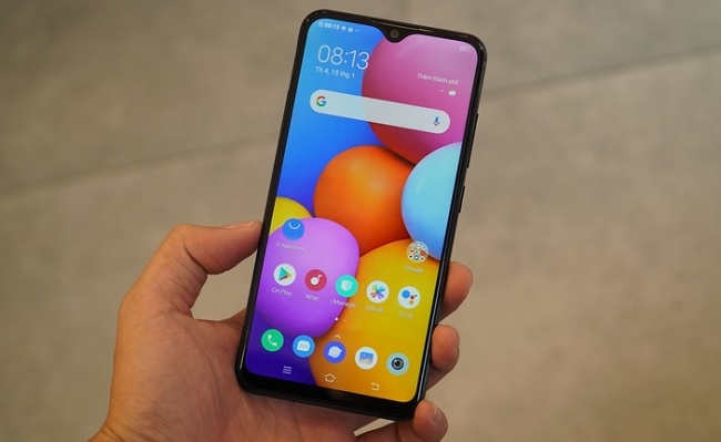 Màn hình với 4 góc bo tròn