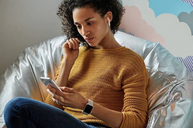 Lau khô tai nghe khi bị ướt