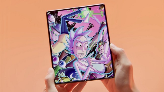 Nếp gấp trên Galaxy Z Fold 2 đã được cải tiến đáng kể
