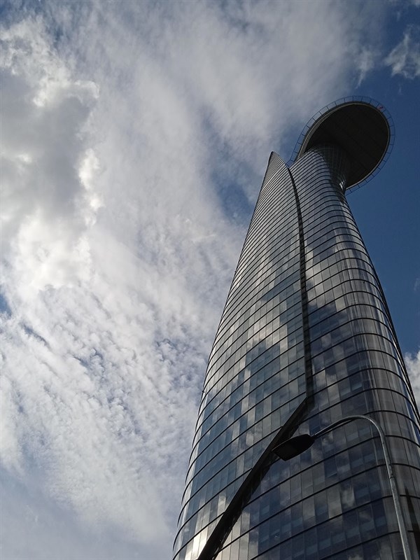 Ảnh chụp ánh sáng ngoài trời bằng chế độ tự động của Redmi 9C