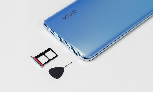 Vivo X50 không hỗ trợ thẻ nhớ ngoài
