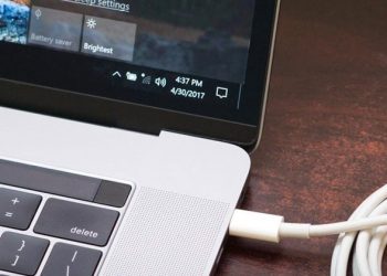 laptop đã cắm sạc nhưng không lên pin