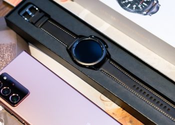 Mở hộp Galaxy Watch 3 mặt 45mm