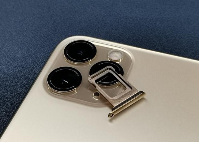 iPhone chính hãng đã hỗ trợ 2 SIM