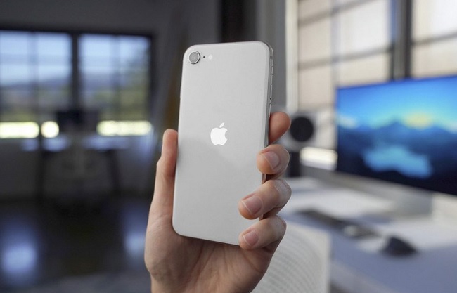 Camera đơn iPhone SE 2020 hỗ trợ chụp ảnh chân dung, chụp ảnh zoom