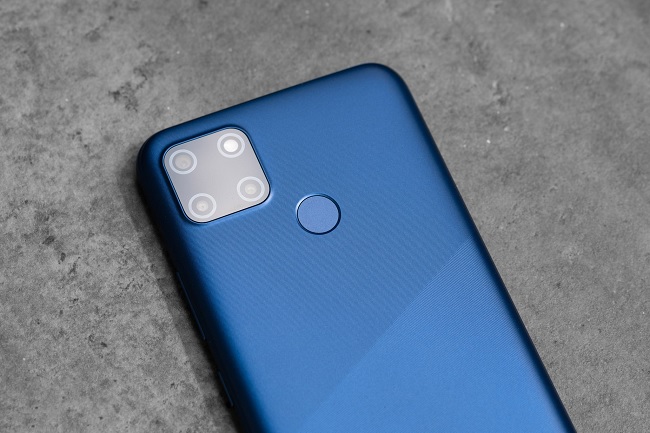 Cụm camera sau của Realme C12