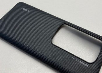 Rò rỉ ốp lưng Xiaomi Mi 10 Pro Plus cho thấy cụm camera sau siêu to khổng lồ