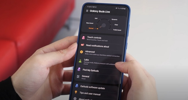 Tùy chỉnh trên Galaxy Buds Live thông qua ứng dụng Galaxy Wearable