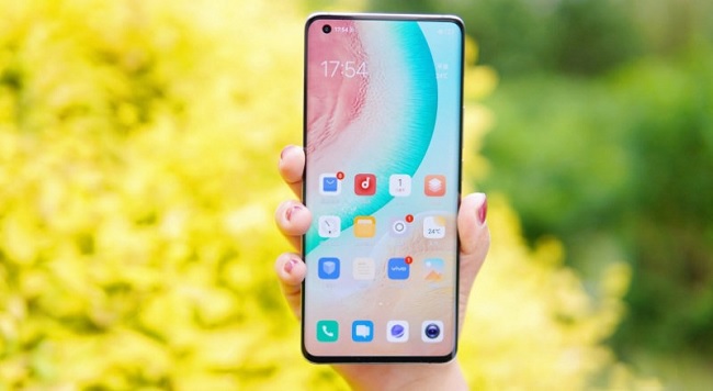 Màn hình có tốc độ làm mới 90Hz