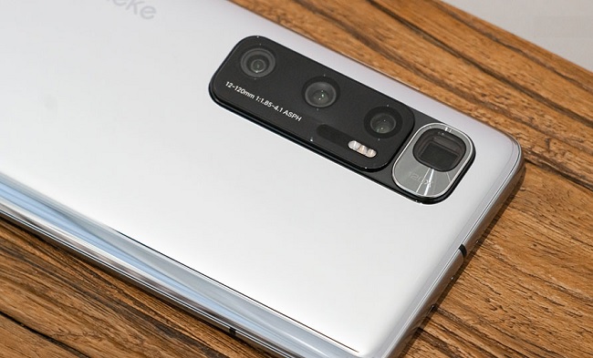 Cận cảnh cụm camera sau của Mi 10 Ultra