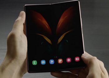 Video trên tay Galaxy Z Fold 2