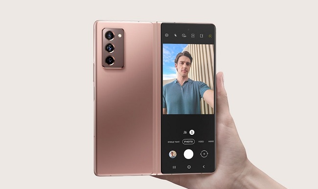 Galaxy Z Fold2 cho khả năng chụp ảnh selfie và wefie “bá đạo” nhất hiện nay
