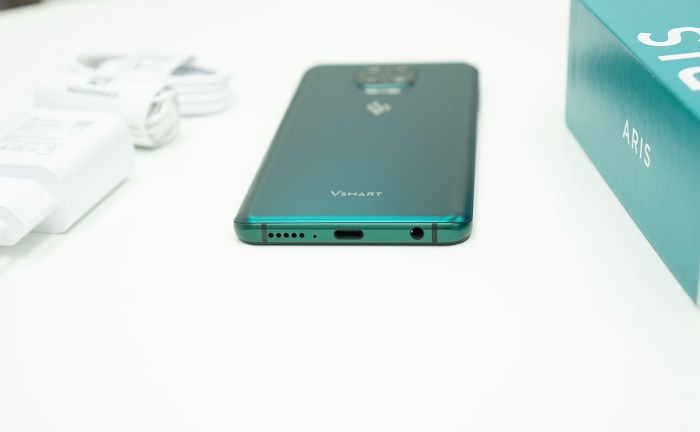 Vsmart Aris được tích hợp công nghệ giả lập không gian đa hướng hiện đại Spatial Upmix Gaudio mang lại hiệu ứng âm thanh đỉnh cao