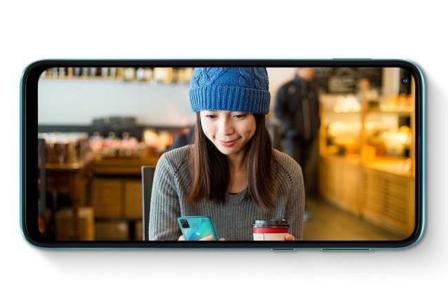 Cụm 4 camera sau cực kỳ ấn tượng