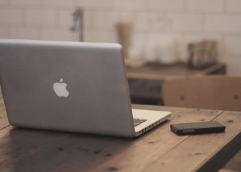 cách giải phóng dung lượng bộ nhớ trên Macbook