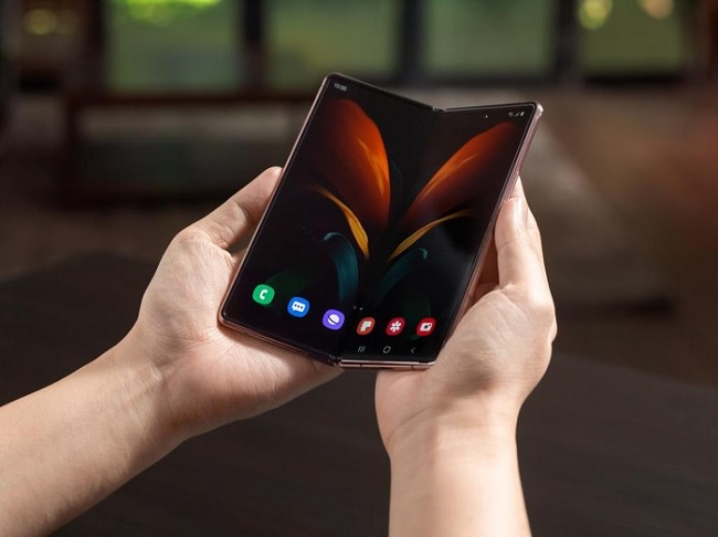 Màn hình bên trong của Galaxy Z Fold 2
