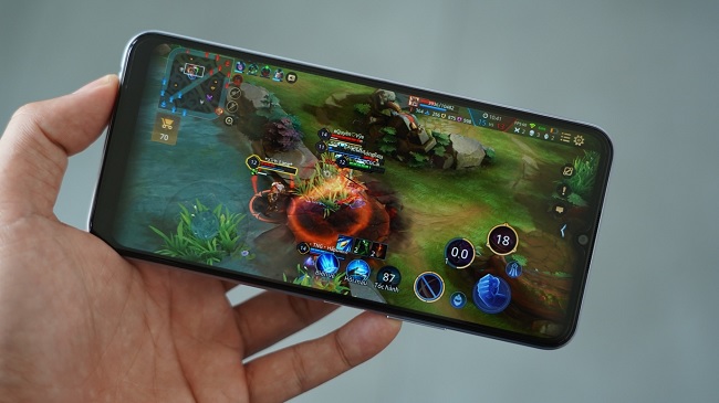 Máy có thể “chiến” các tựa game hạng nhẹ, trung bình