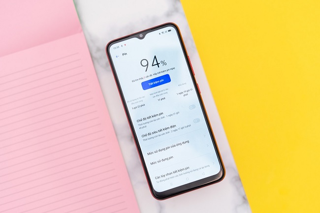 Realme C12 được trang bị viên pin dung lượng khủng 6.000 mAh