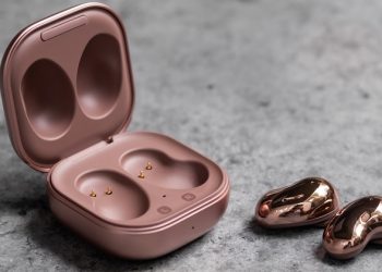 Đánh giá chi tiết tai nghe Galaxy Buds Live