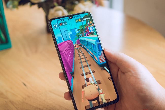 Trong một thử thách với game Surfway Surfers