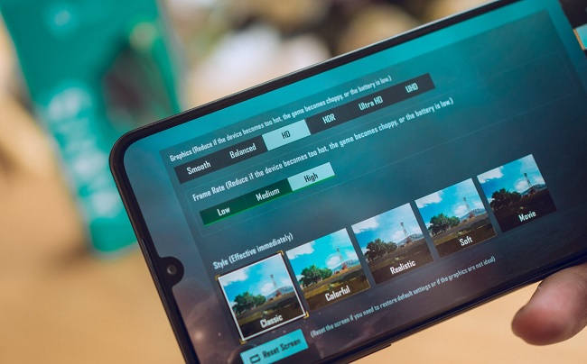 Cài đặt đồ họa ở mức cao nhất