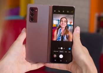 đánh giá thời lượng pin của Samsung Galaxy Z Fold 2